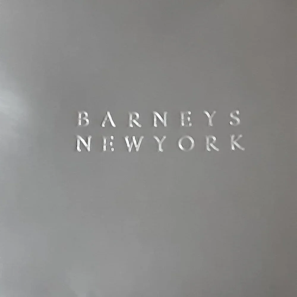 BARNEYS NEW YORK Silver Gift Box 3